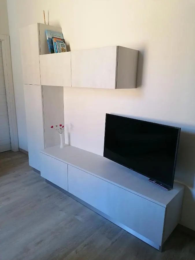 Your Home In Como Apartment